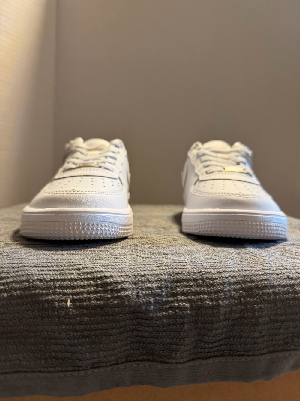 Nike Force 1 Low EasyOn (PS) – Triple White Kids Sneakers – Size 13C